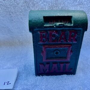 Boyd’s Bear mail box
